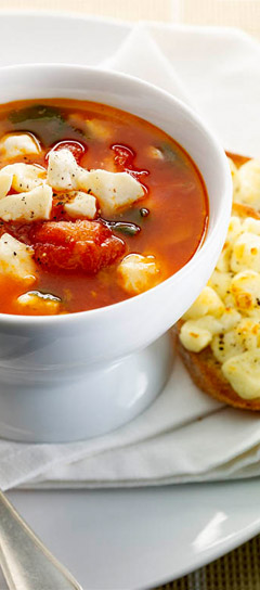 Tomato Fennel Soup with Kingsey Cheese Curd Croutons